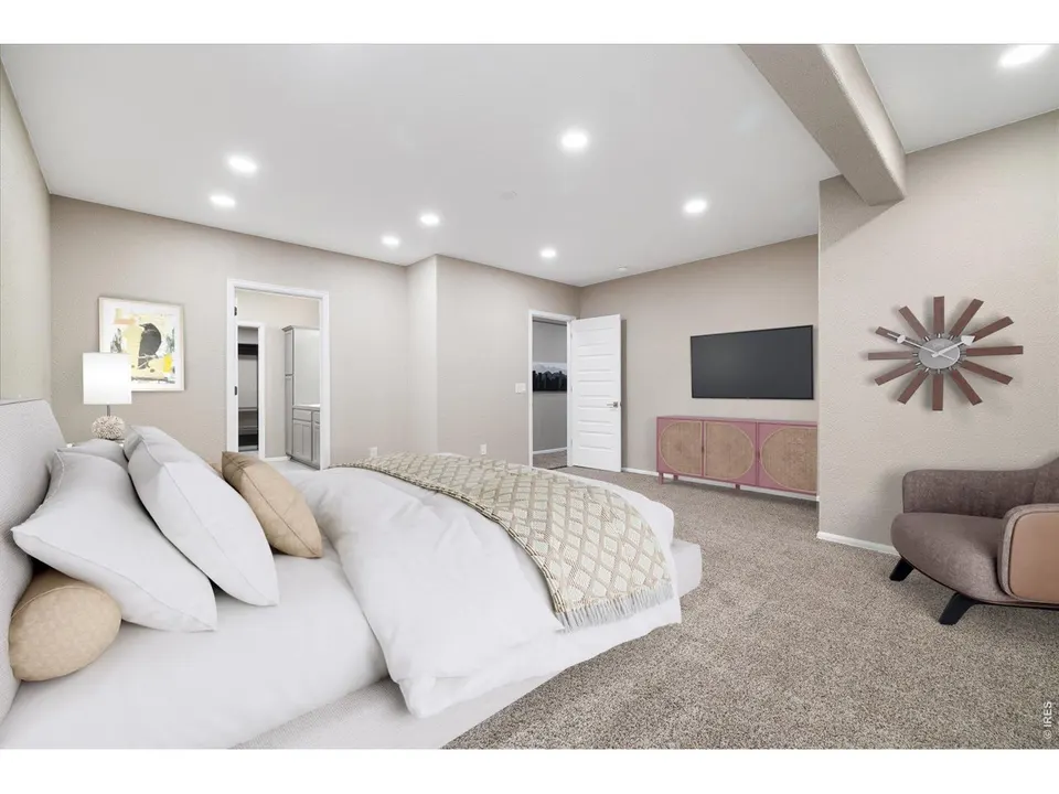 Basement guest bedroom